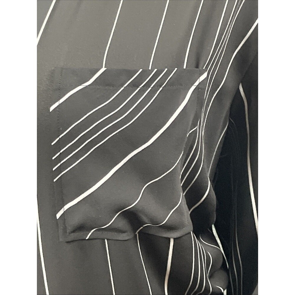 Catherines Women’s Top 2X Striped Oversized Longline Button Front Minimalist - Picture 3 of 10
